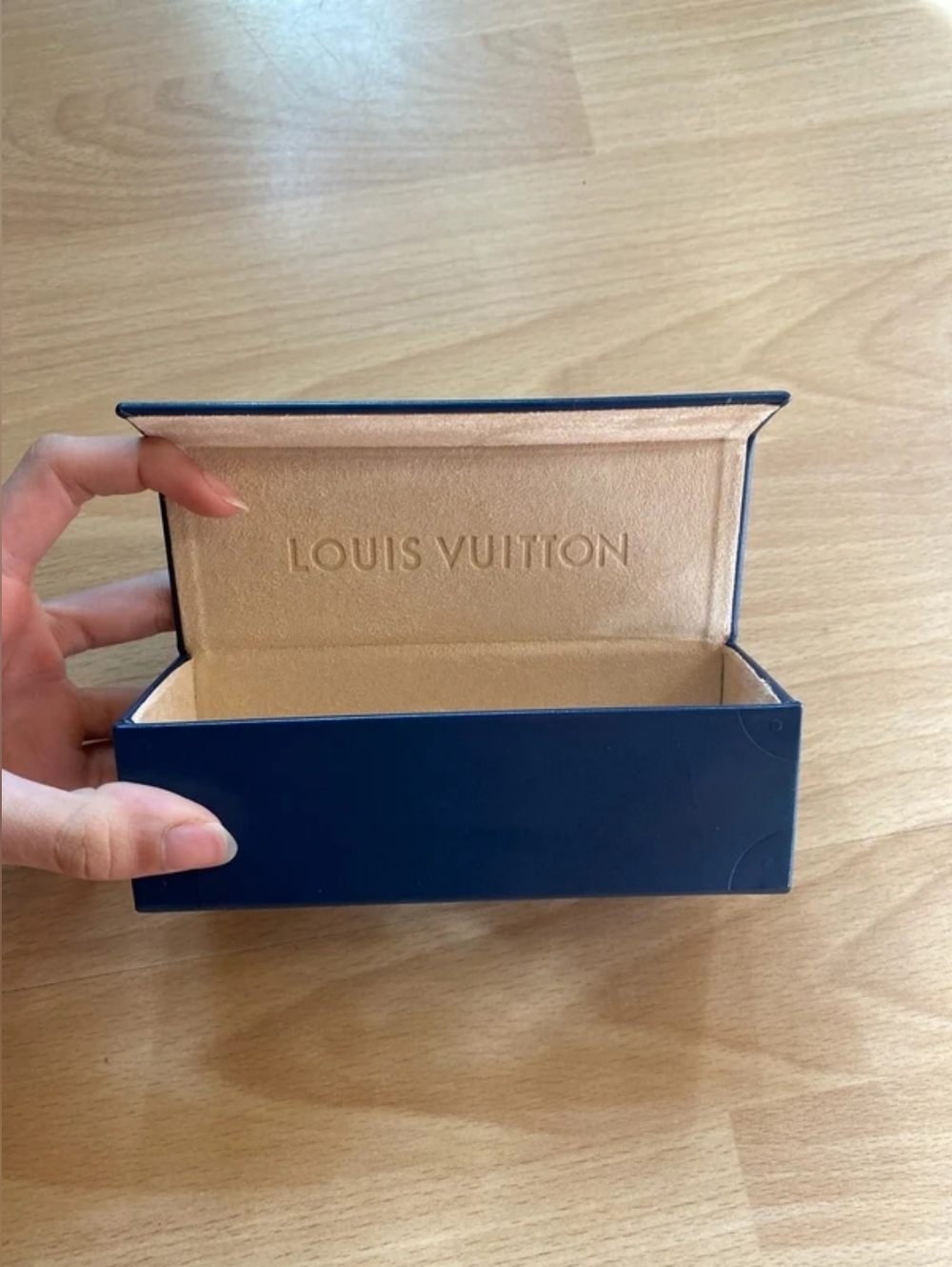 Louis Vuitton Attitude Sunglasses - Picture 8 of 16